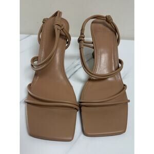 Marc Fisher LTD Mldavia Strappy Block Heel Sandals Nude Beige Leather 8.5M